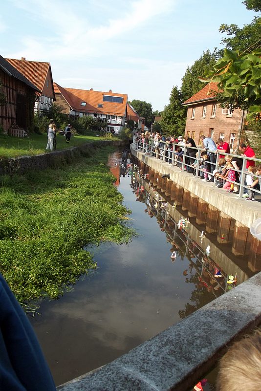 Holzschiffchenrennen, Schwülme, Foto Norbert Hille