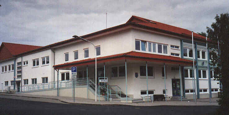 Rathaus des Flecken Adelebsen nach der Sanierung 09.99